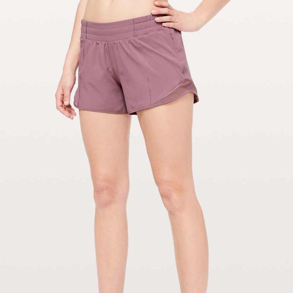 Lululemon Hotty Hot Shorts 4”